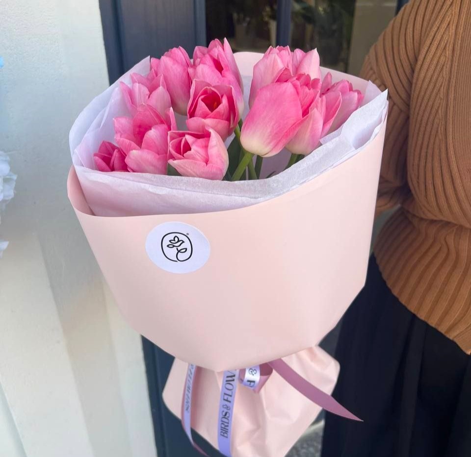 Букет Blushing Petals