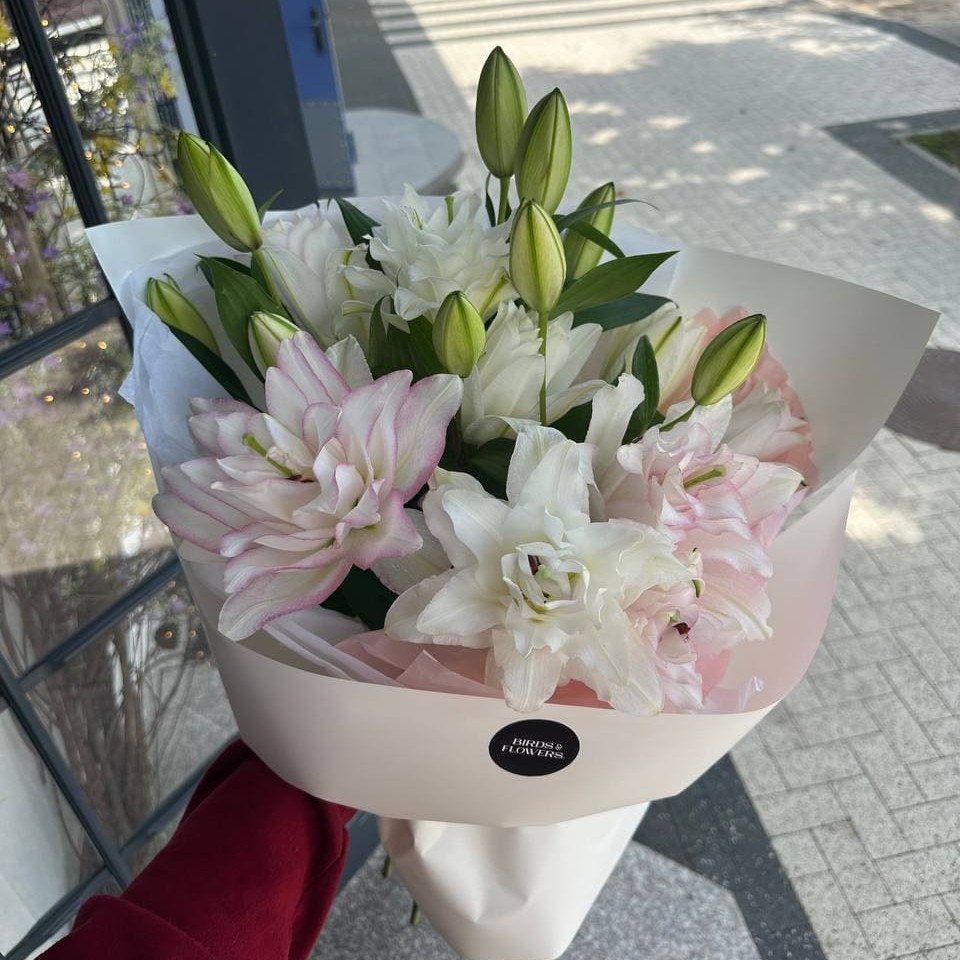 Букет Tender Lily
