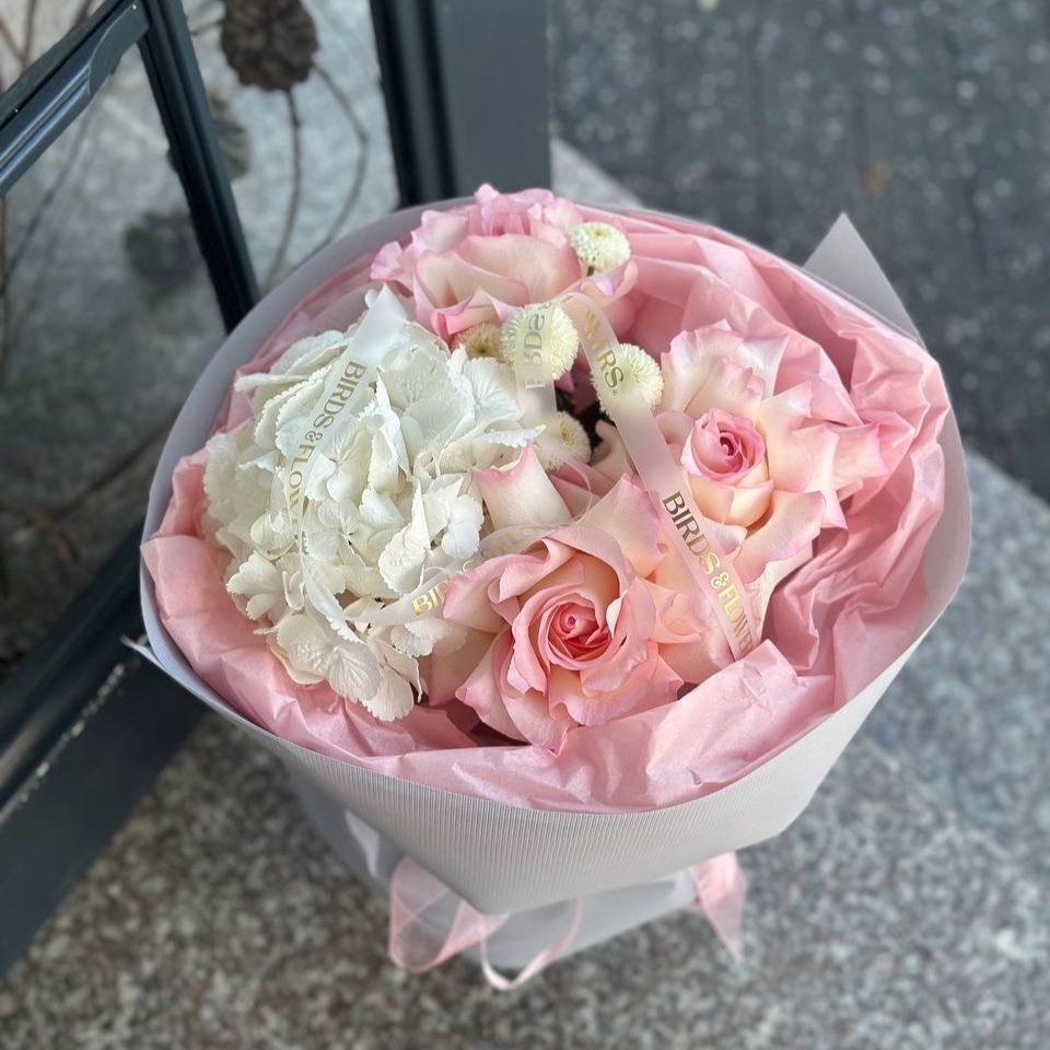Buchet Blush Romance